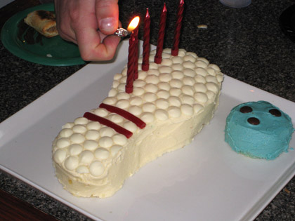 Bowling Party cake